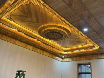 Mẫu Trần Gỗ Xoan Đẹp X103