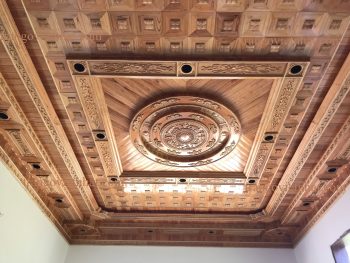 Mẫu Trần Gỗ Xoan Đẹp X46