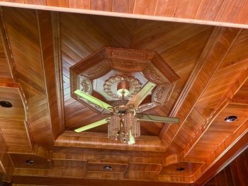 Mẫu Trần Gỗ Xoan Đẹp X49