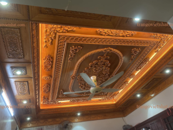 Mẫu Trần Gỗ Xoan Đẹp X76